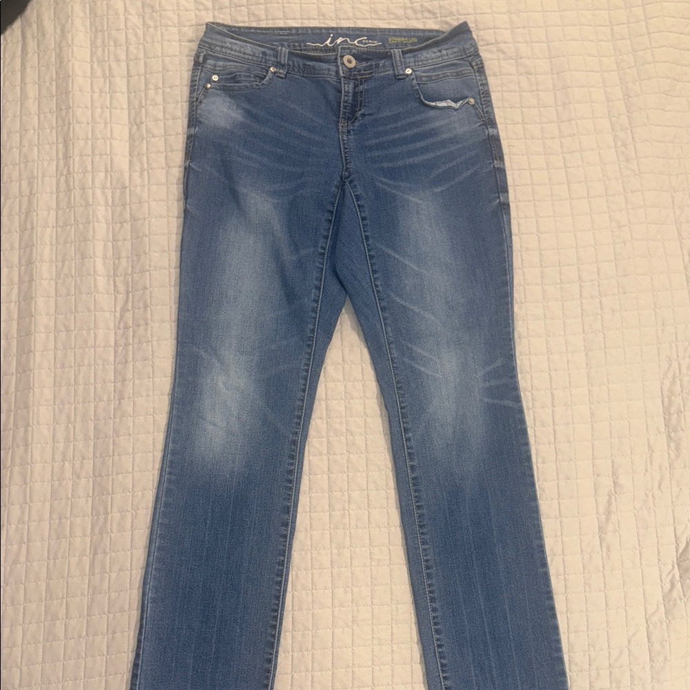 INC International Concepts Women's Light Blue Straight-Leg Curvy Style Jeans 2S